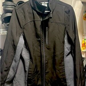 Black and gray jacket